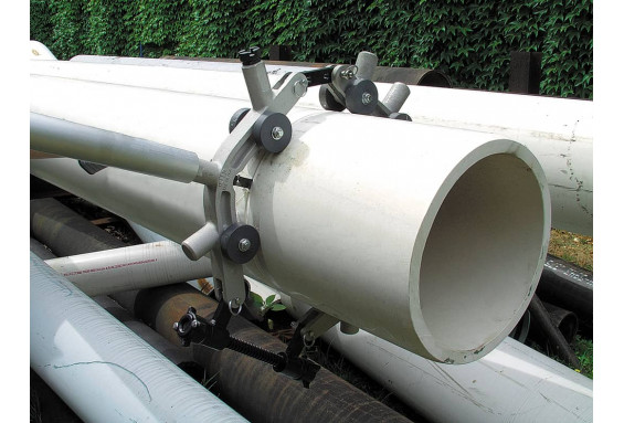 CORTA TUBO Y BISELADOR PARA TUBO PVC 6" A 12"
